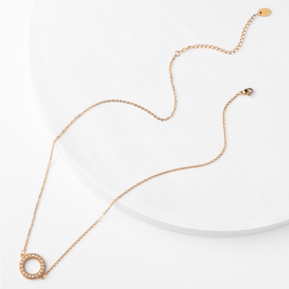 Beautiful Jamie Necklace. Brand New. - Picture 3 of 5